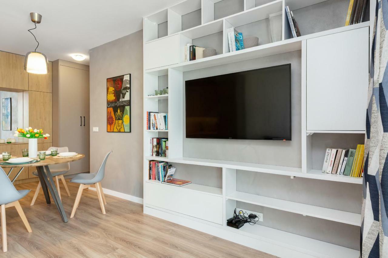 Fort Wola Apartments Warsaw By Noclegi Renters ภายนอก รูปภาพ